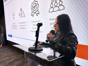 General charla de tamaño grande